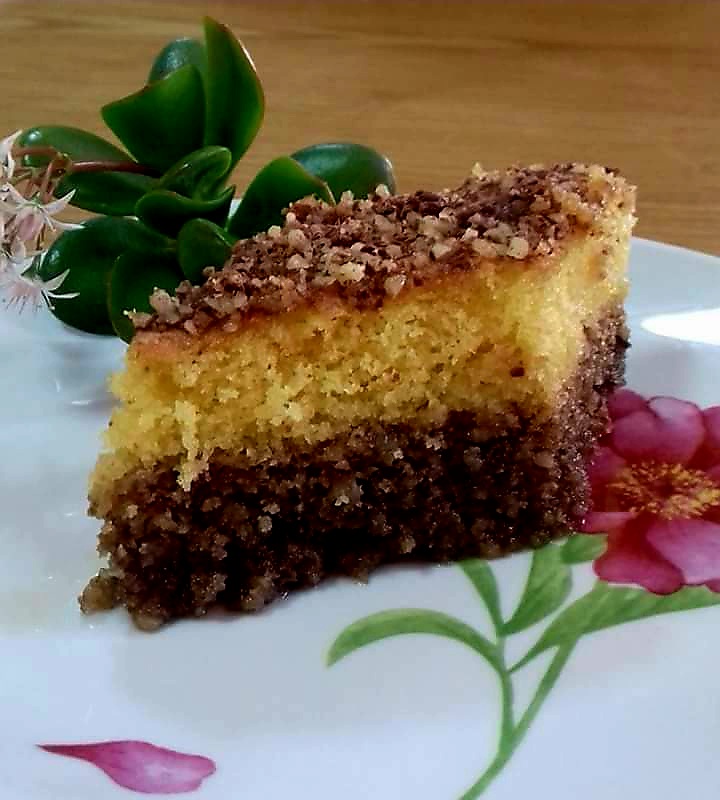 Padespani / sponge cake with syrup